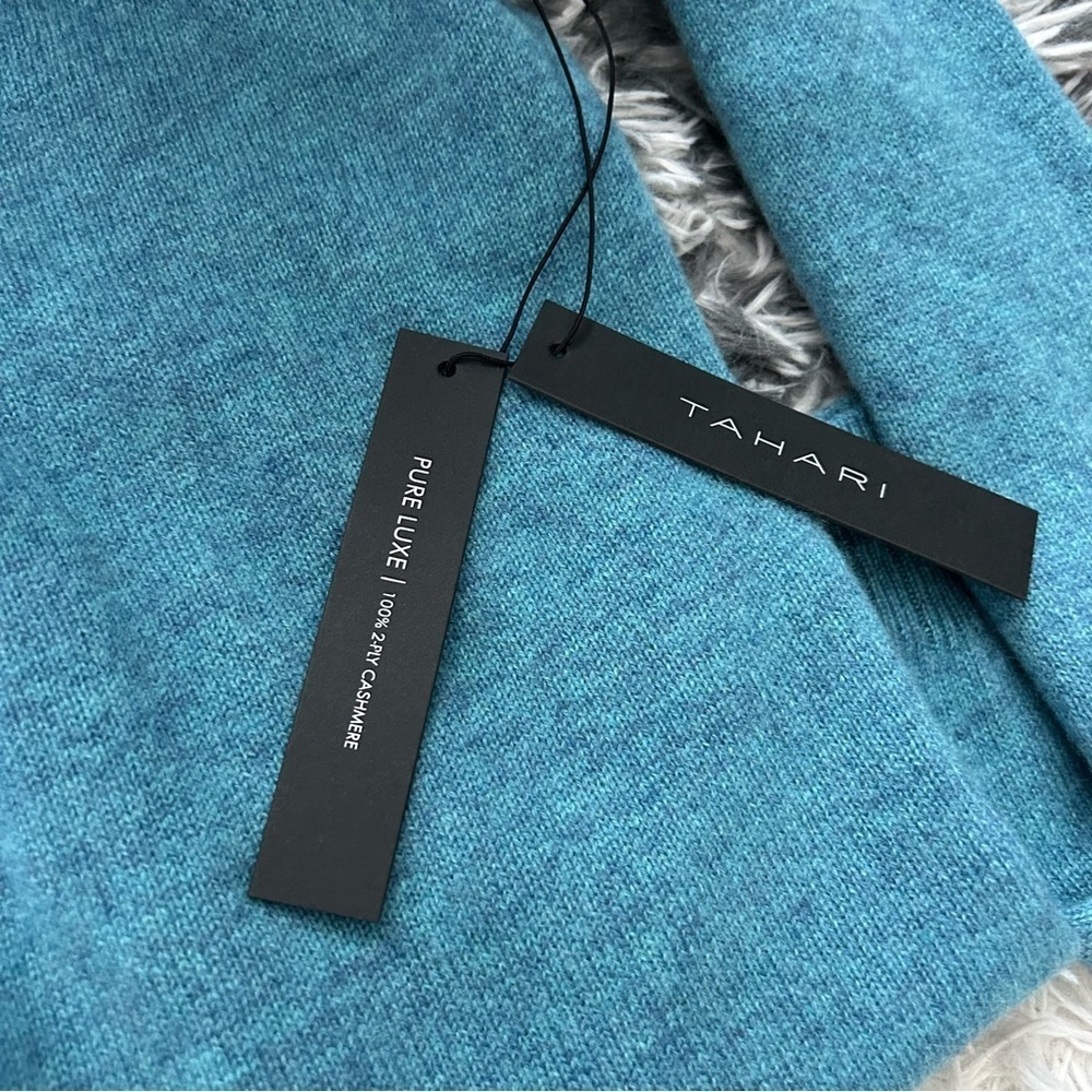 Tahari Boat Neck Cashmere Sweater - Picture 5 of 6